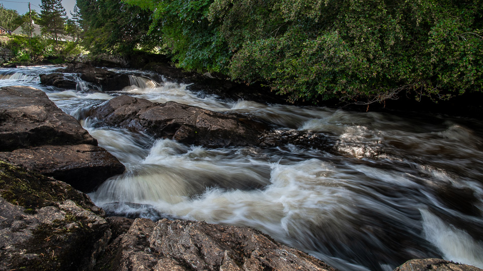 A photograph of the upper area of the Falls of Dochart